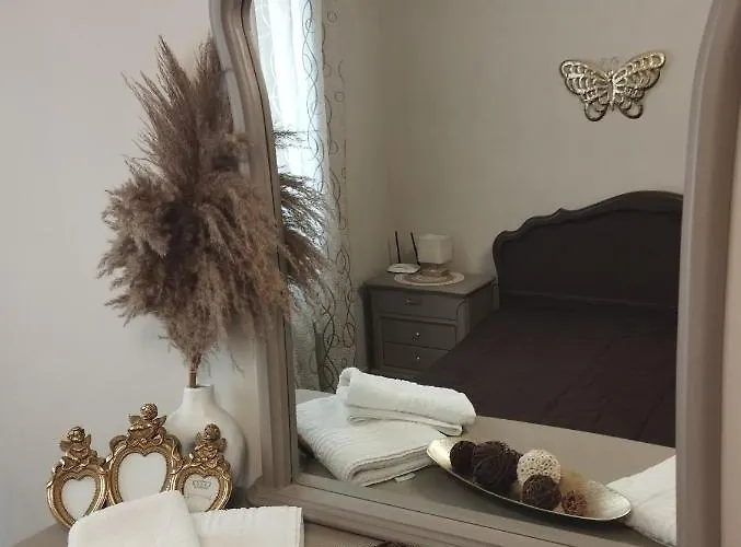 Evi's House דירה *